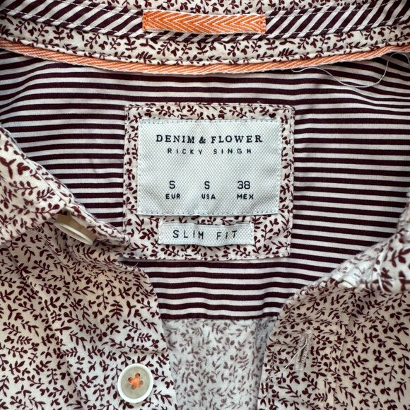 DENIM & FLOWER White and Red Floral Slim-Fit Short-Sleeve Button Down - Picture 6 of 6